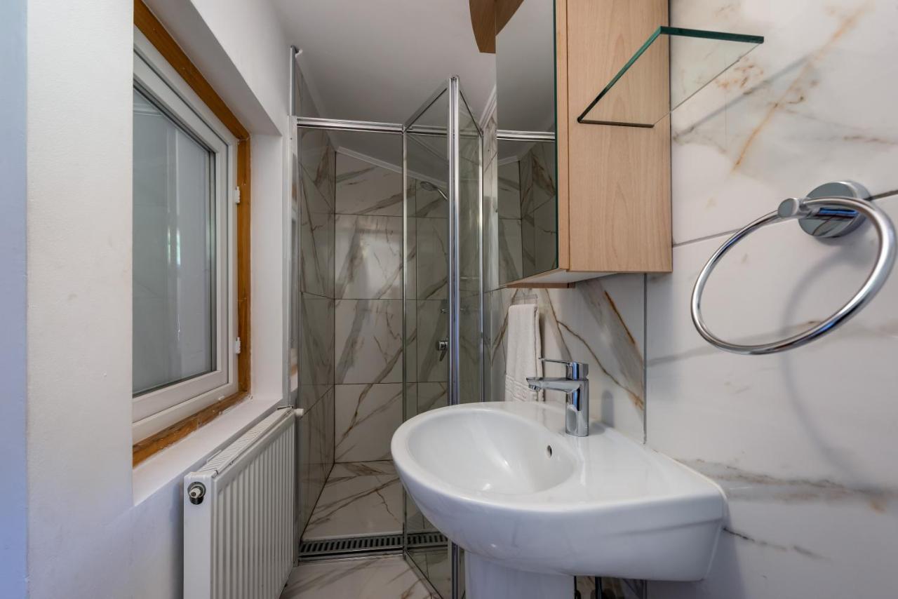 Oasis Mountain Villa Brasov Luaran gambar